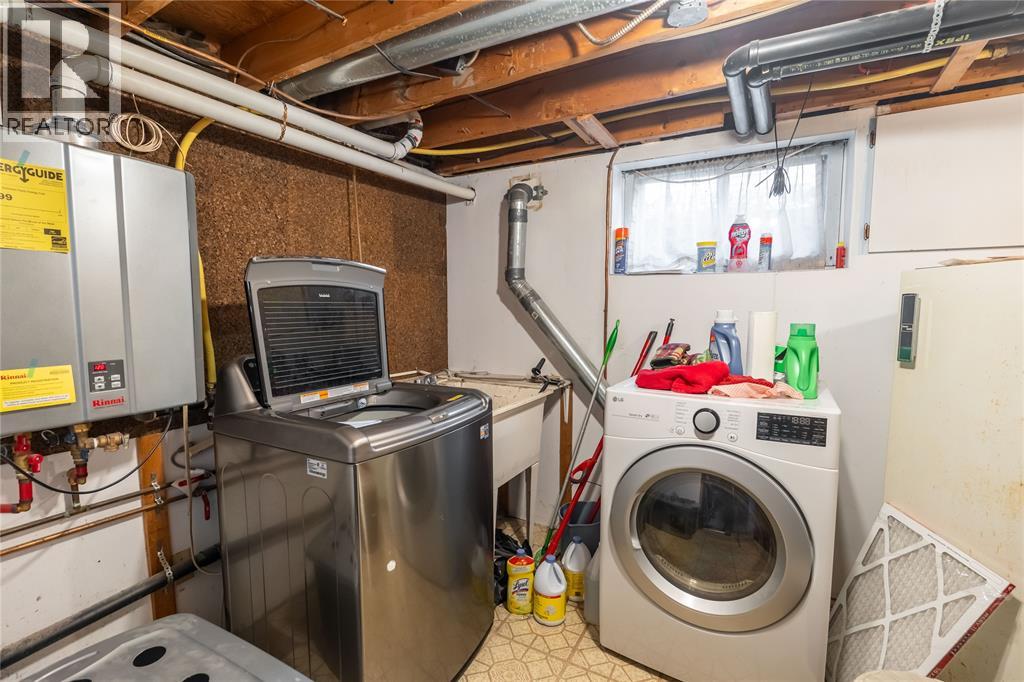 635 Highbury Park, Sarnia, Ontario  N7V 2K1 - Photo 27 - 25031332