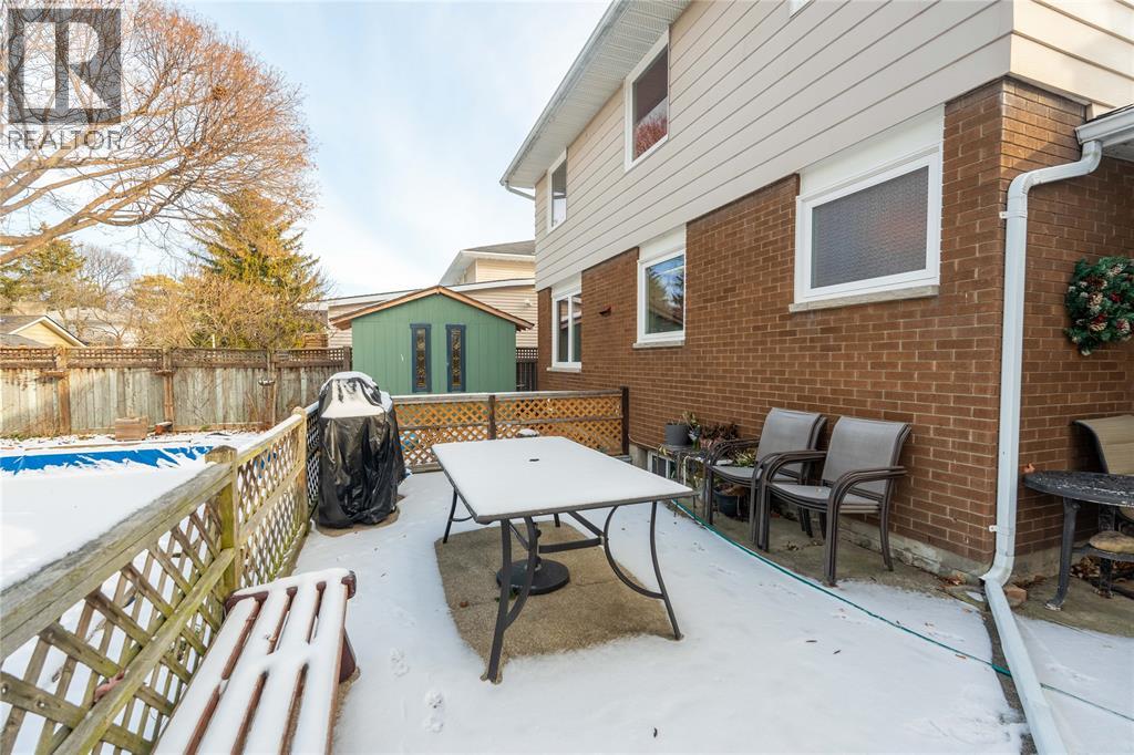 635 Highbury Park, Sarnia, Ontario  N7V 2K1 - Photo 30 - 25031332
