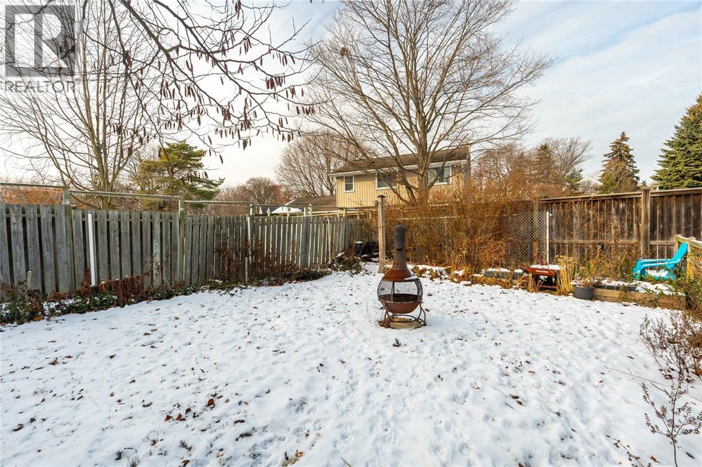 635 Highbury Park, Sarnia, Ontario  N7V 2K1 - Photo 31 - 25031332