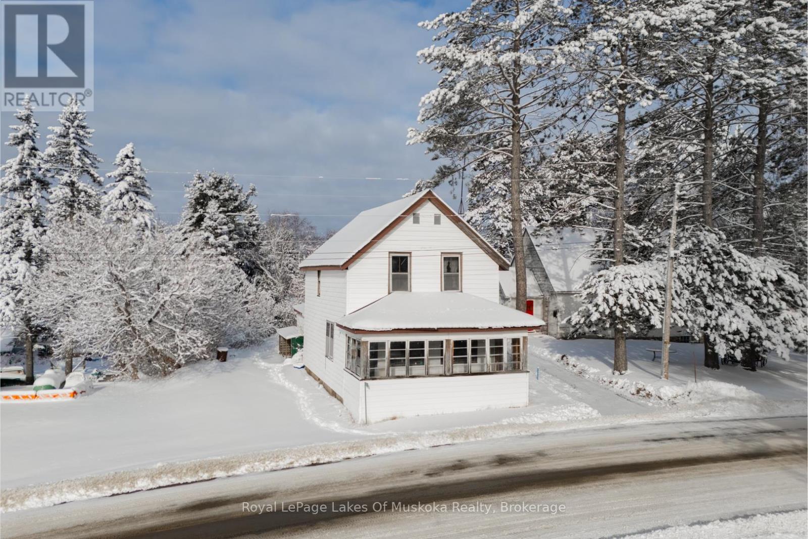 12 RAIN LAKE ROAD, Kearney, Ontario