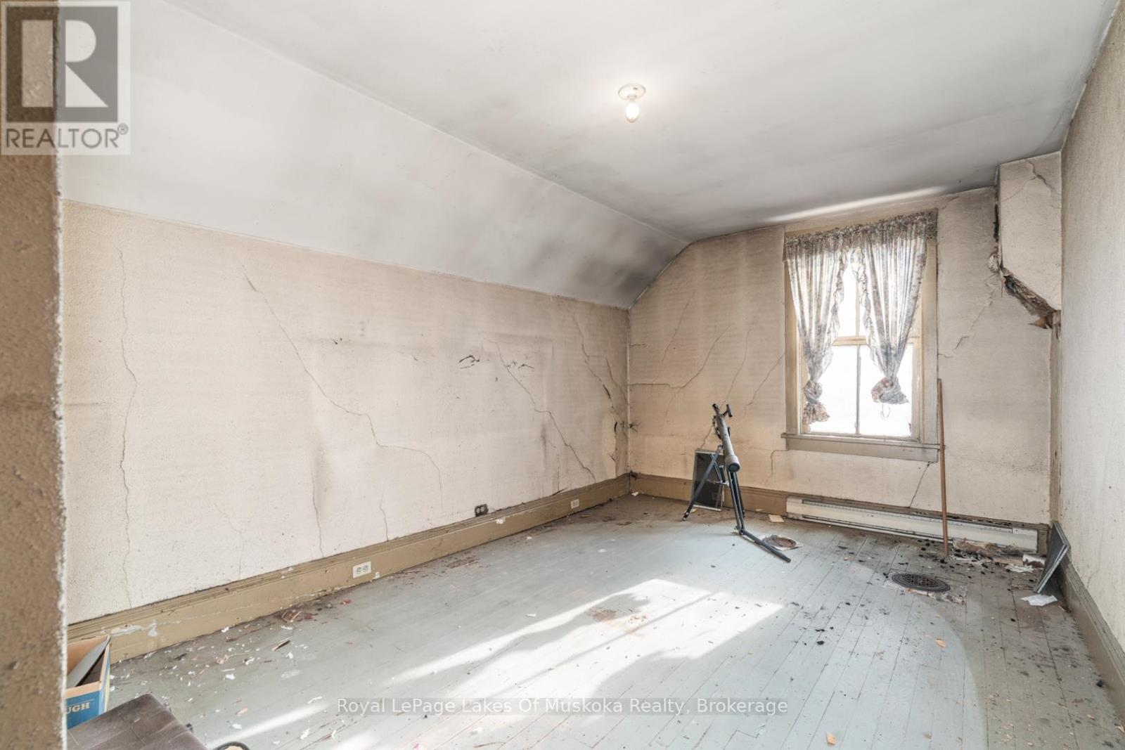 12 Rain Lake Road, Kearney, Ontario  P0A 0B1 - Photo 13 - X12610454