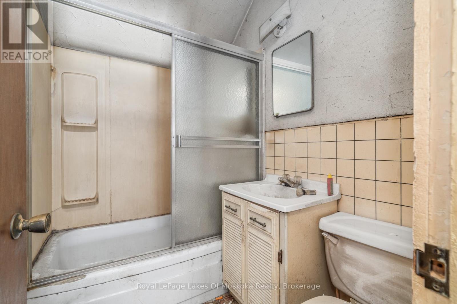 12 Rain Lake Road, Kearney, Ontario  P0A 0B1 - Photo 16 - X12610454