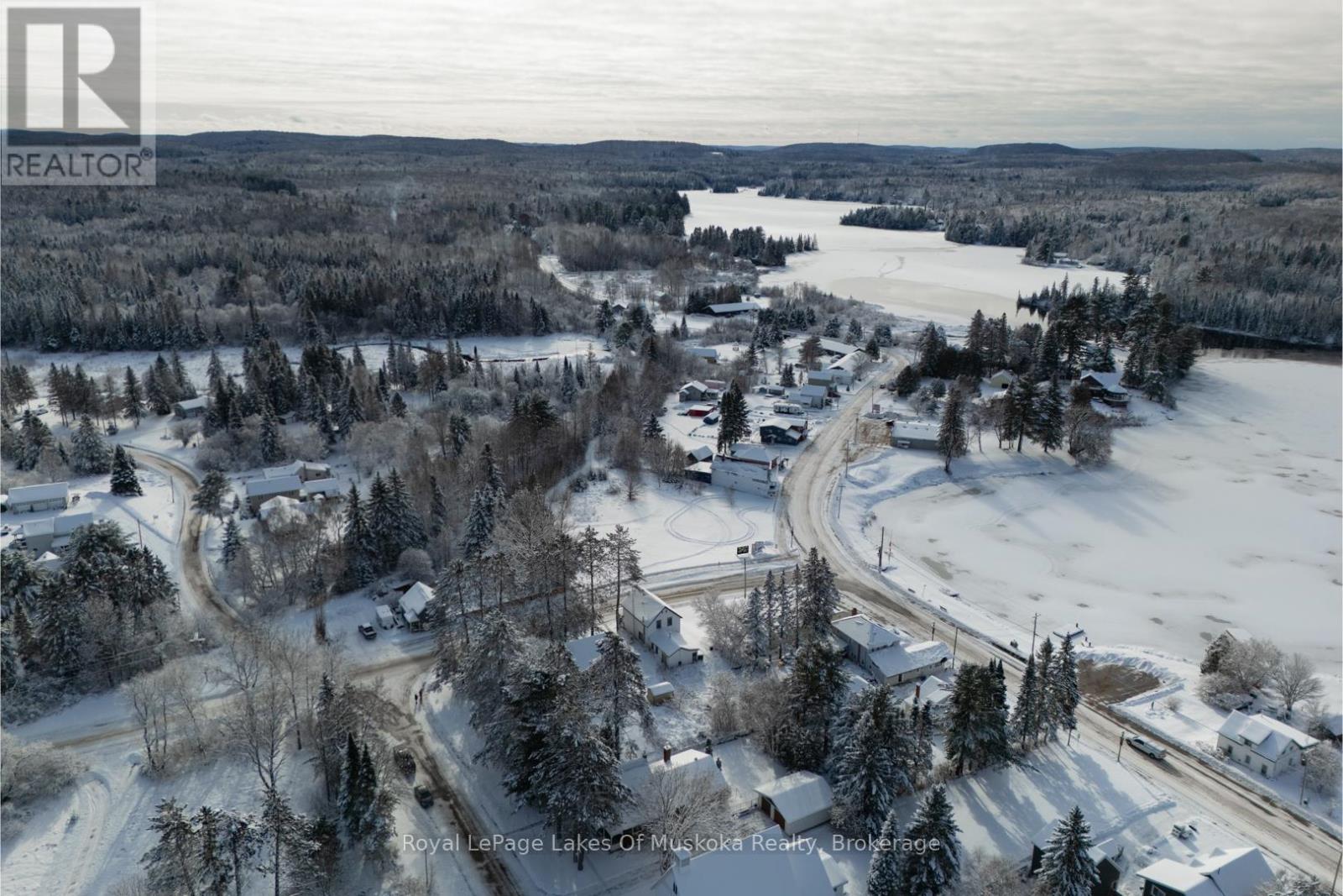 12 Rain Lake Road, Kearney, Ontario  P0A 0B1 - Photo 38 - X12610454
