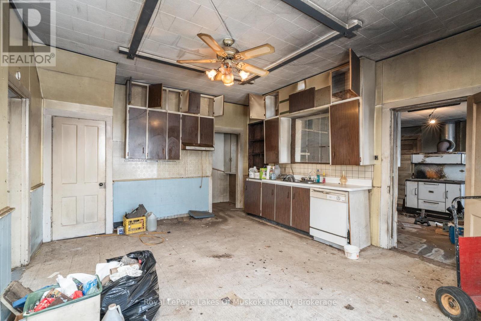 12 Rain Lake Road, Kearney, Ontario  P0A 0B1 - Photo 9 - X12610454