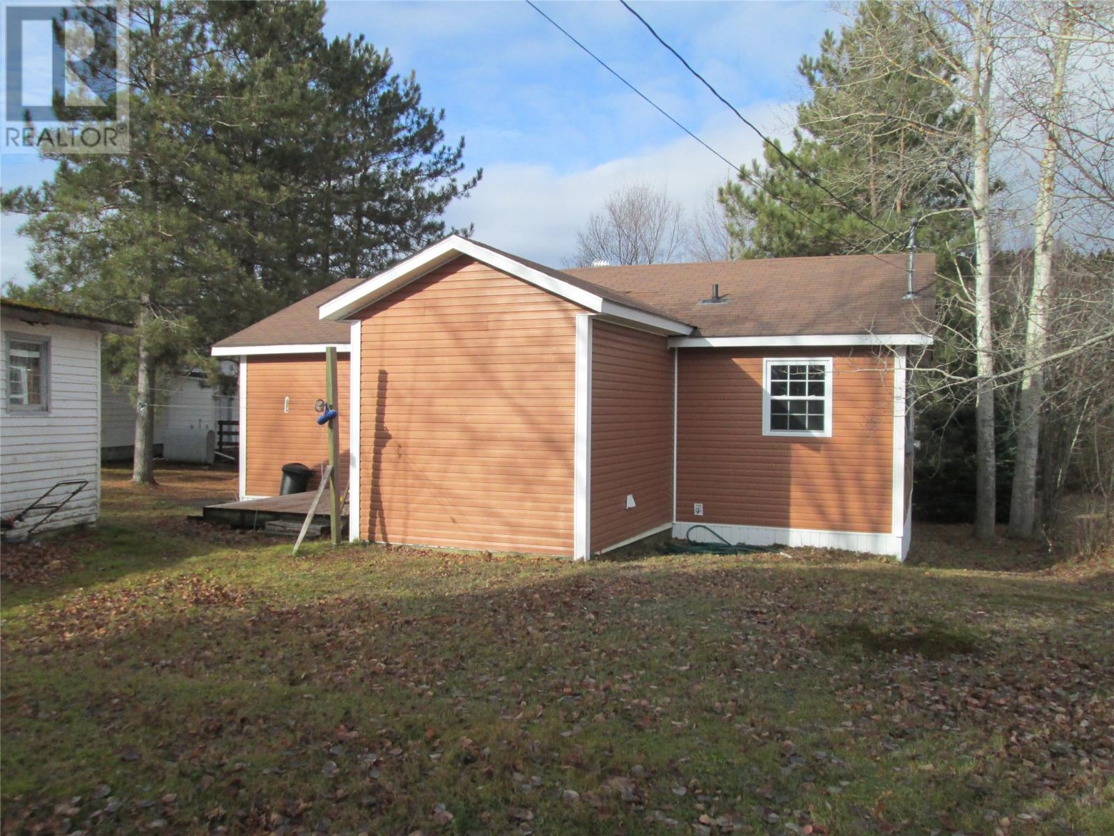 12 Bonaventure Avenue, Gambo, Newfoundland & Labrador  A0G 1T0 - Photo 10 - 1293180