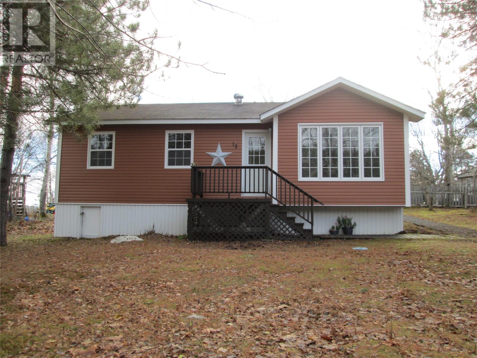 12 Bonaventure Avenue, Gambo, Newfoundland & Labrador  A0G 1T0 - Photo 3 - 1293180