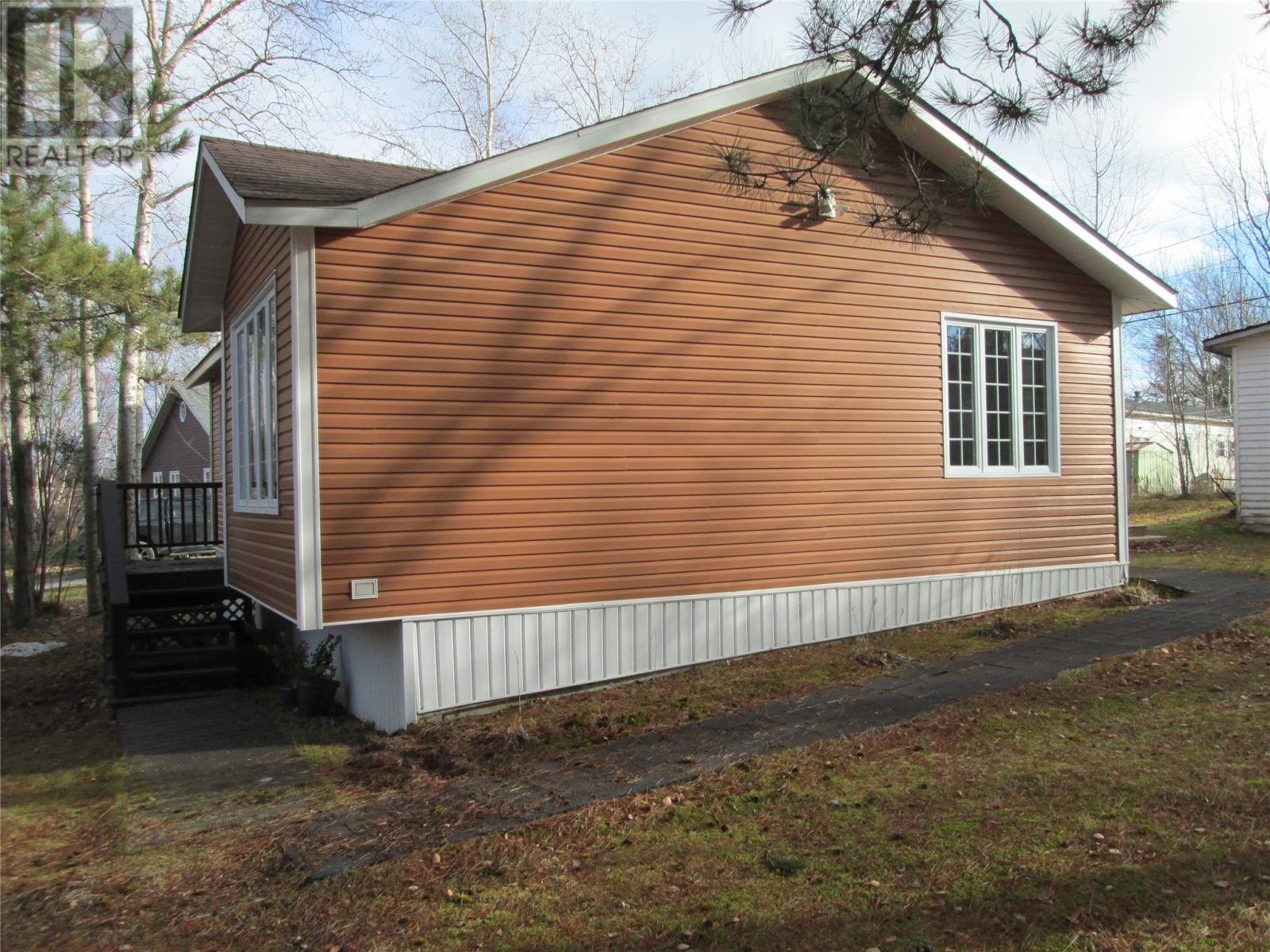 12 Bonaventure Avenue, Gambo, Newfoundland & Labrador  A0G 1T0 - Photo 7 - 1293180