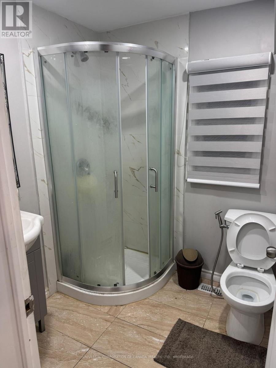 137 Ross Street, St. Thomas, Ontario  N5R 3X9 - Photo 11 - X12610436