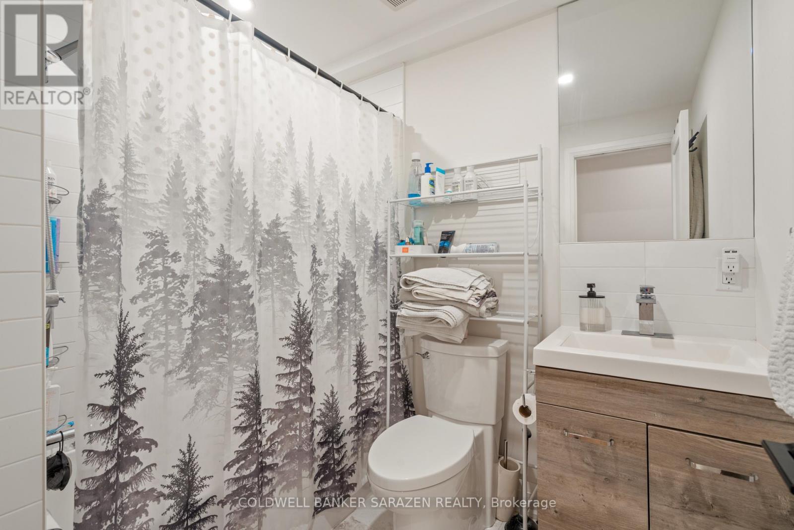 B - 31 Commanda Way, Ottawa, Ontario  K1M 1G1 - Photo 10 - X12610366