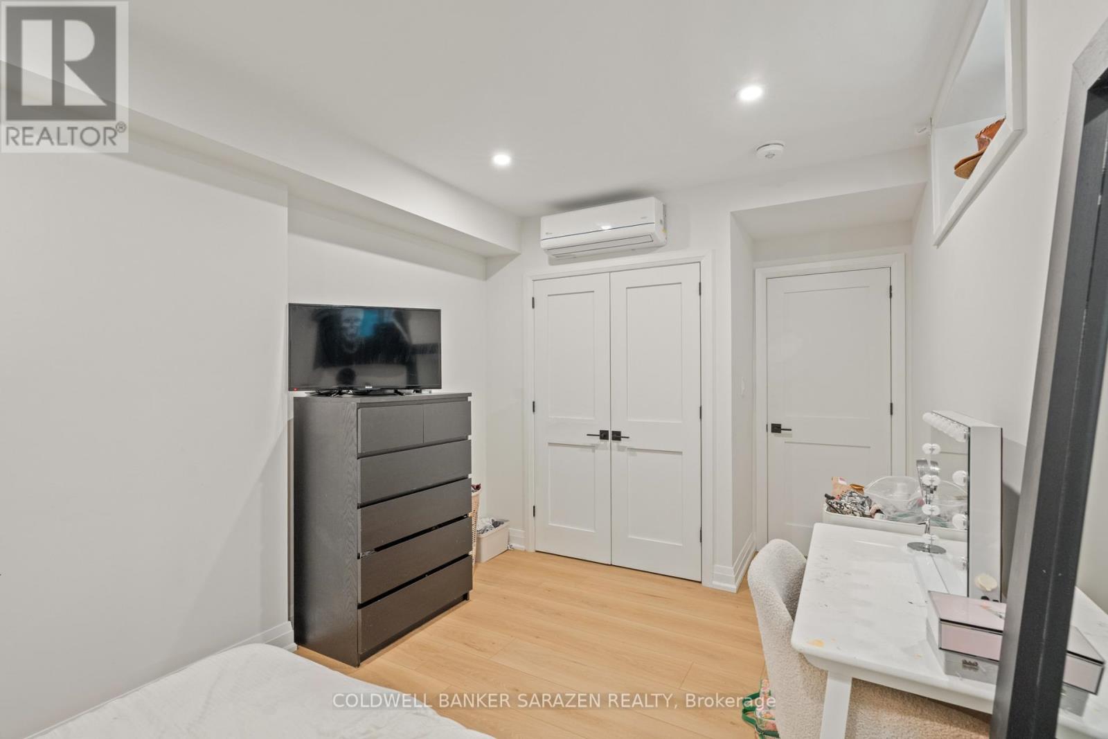 B - 31 Commanda Way, Ottawa, Ontario  K1M 1G1 - Photo 13 - X12610366