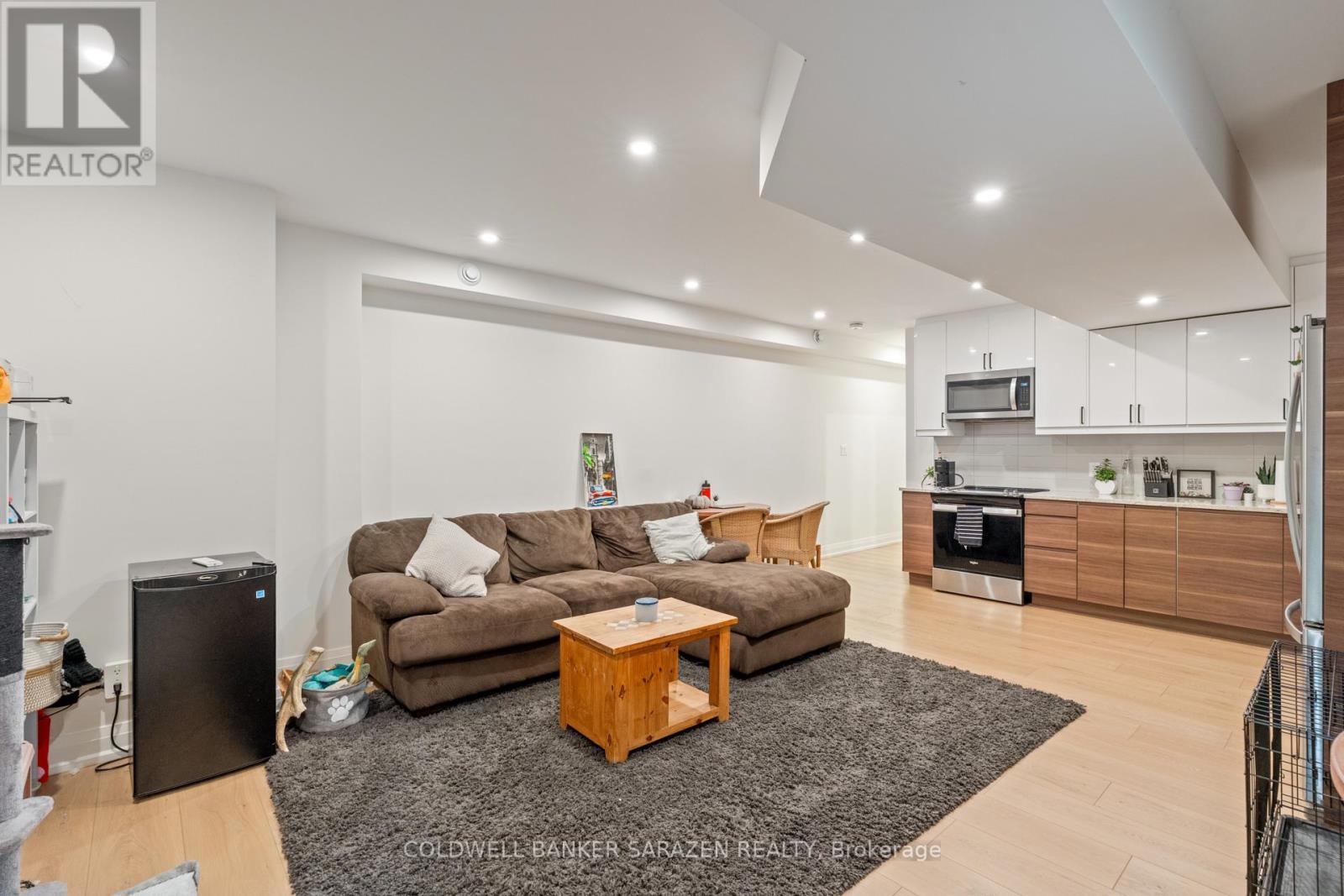 B - 31 Commanda Way, Ottawa, Ontario  K1M 1G1 - Photo 6 - X12610366