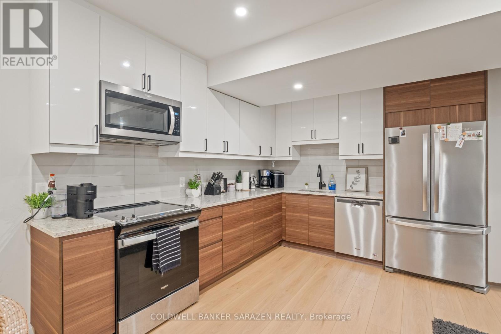 B - 31 Commanda Way, Ottawa, Ontario  K1M 1G1 - Photo 7 - X12610366