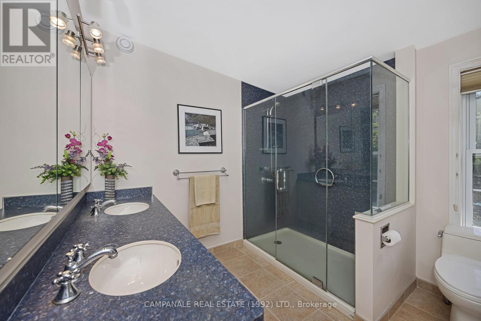 412 Thessaly Circle, Ottawa, Ontario  K1H 5W5 - Photo 22 - X12610406