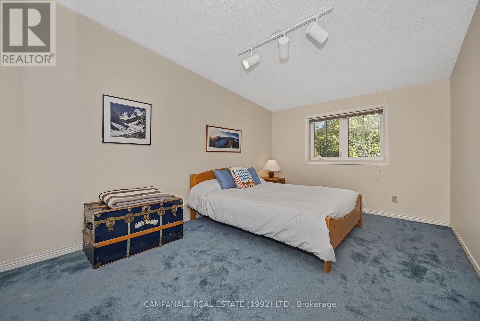 412 Thessaly Circle, Ottawa, Ontario  K1H 5W5 - Photo 23 - X12610406