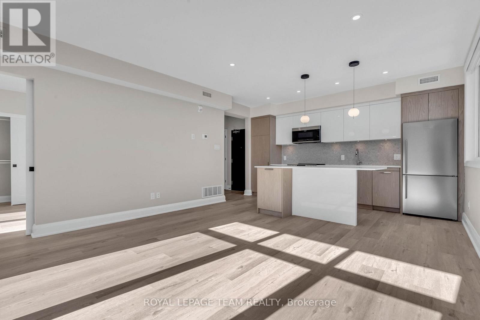 7 - 58 Florence Street, Ottawa, Ontario  K2P 0W7 - Photo 16 - X12610432