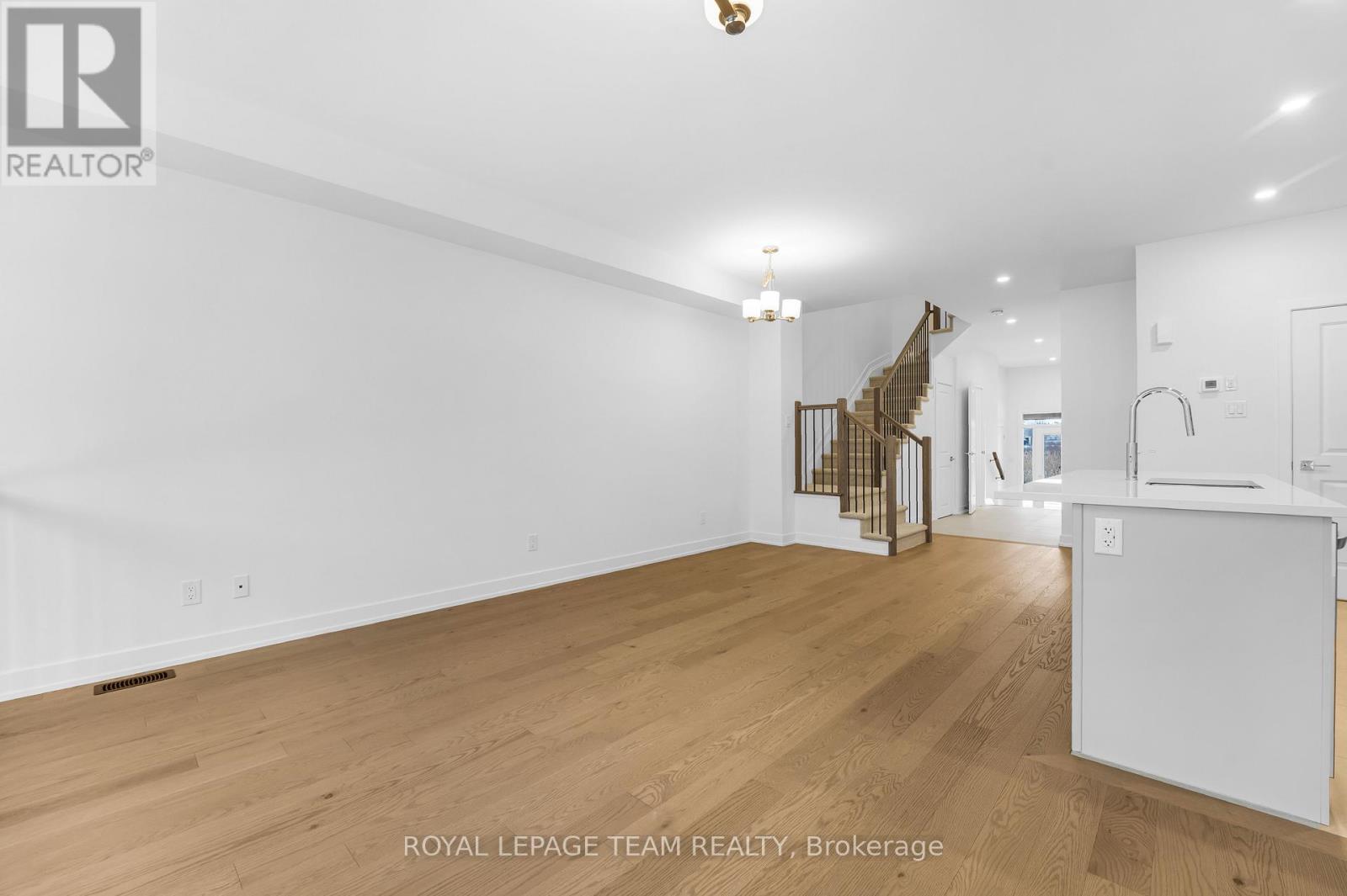 134 Sencha Terrace, Ottawa, Ontario  K2J 6Z2 - Photo 11 - X12610448