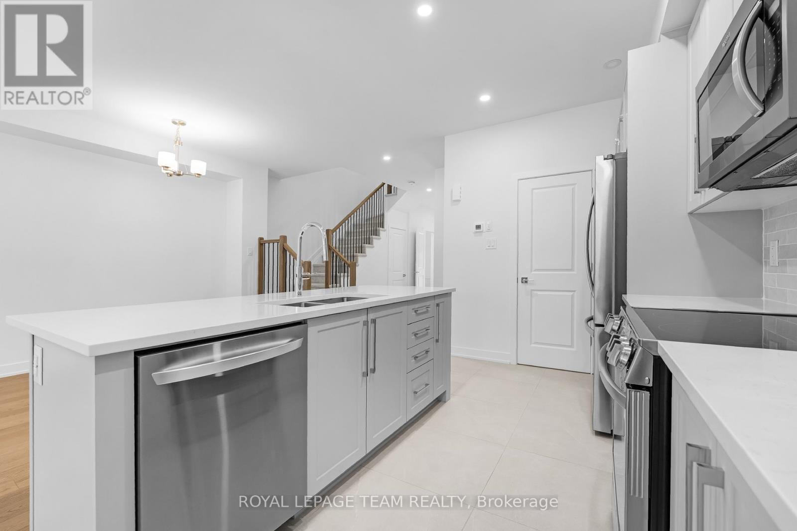 134 Sencha Terrace, Ottawa, Ontario  K2J 6Z2 - Photo 13 - X12610448