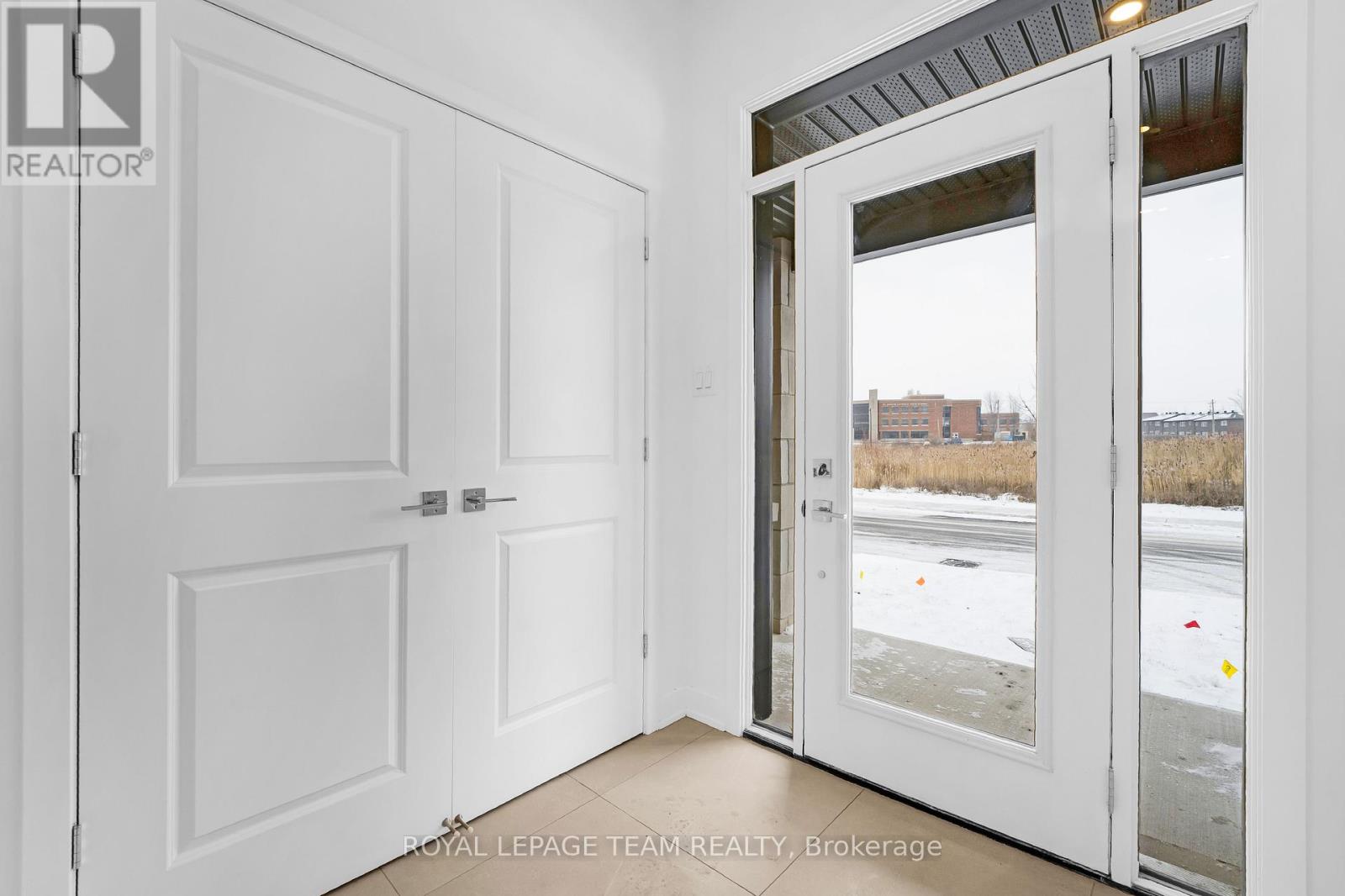 134 Sencha Terrace, Ottawa, Ontario  K2J 6Z2 - Photo 3 - X12610448