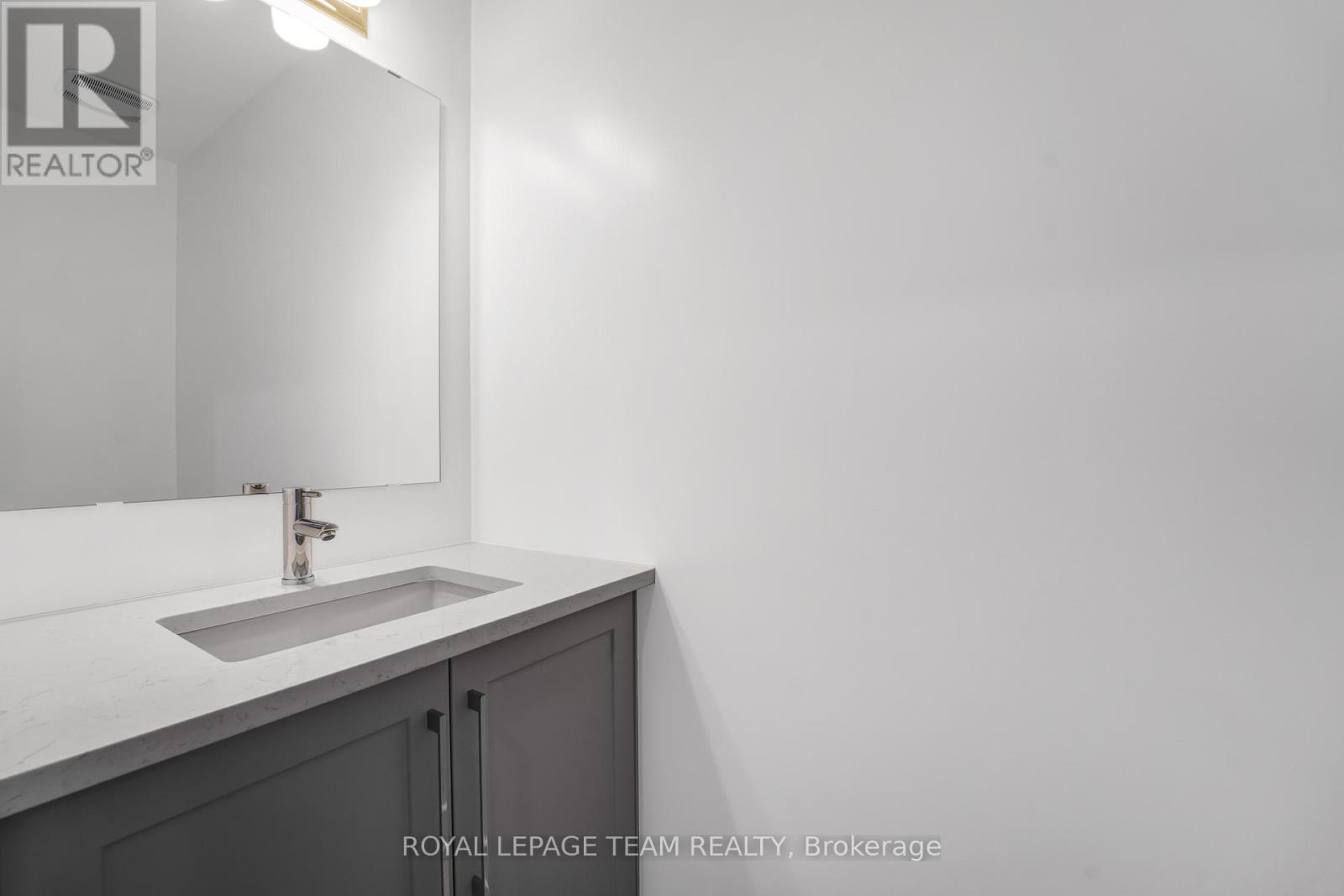 134 Sencha Terrace, Ottawa, Ontario  K2J 6Z2 - Photo 5 - X12610448