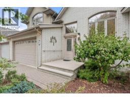 484 VANDERBILT CRESCENT, Windsor, Ontario