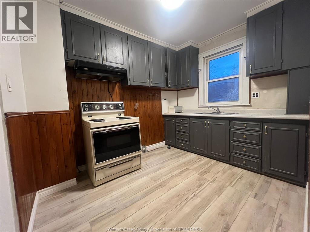 3217 Linwood, Windsor, Ontario N9C 1P9 - Photo 6 - 25031378