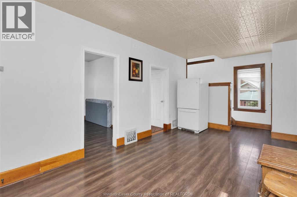 3217 Linwood, Windsor, Ontario N9C 1P9 - Photo 7 - 25031378