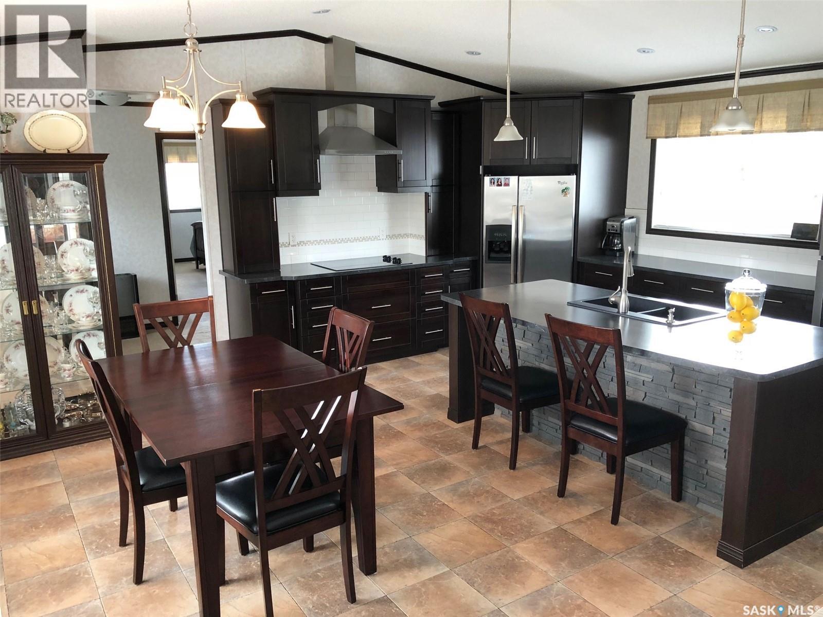 113 Patricia Street, Hudson Bay, Saskatchewan  S0E 0Y0 - Photo 14 - SK025348