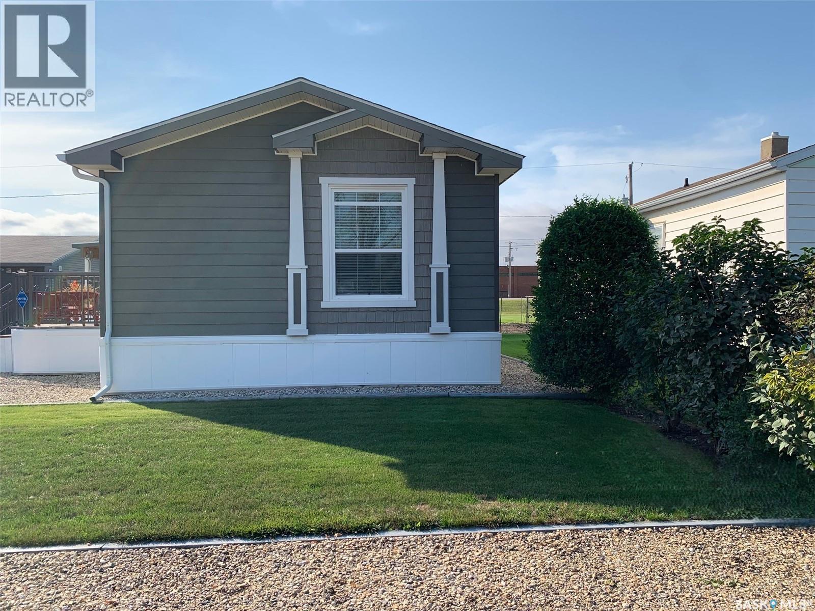 113 Patricia Street, Hudson Bay, Saskatchewan  S0E 0Y0 - Photo 3 - SK025348