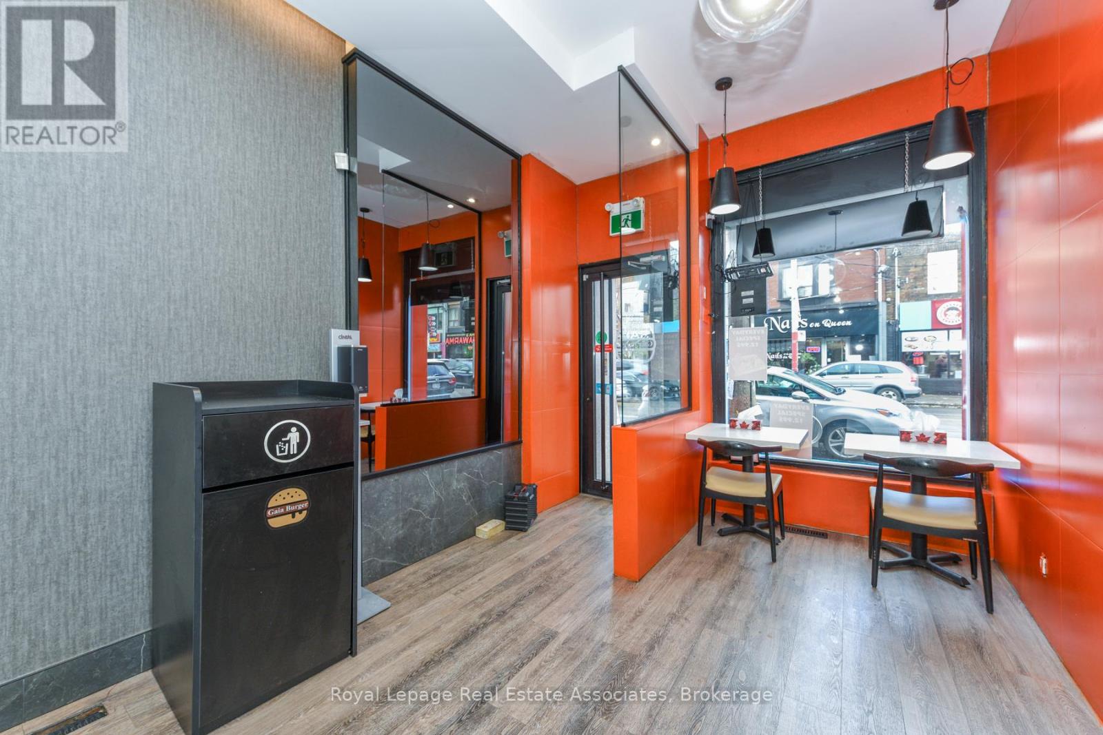 671 Queen Street W, Toronto, Ontario  M6J 1E6 - Photo 11 - C12610344