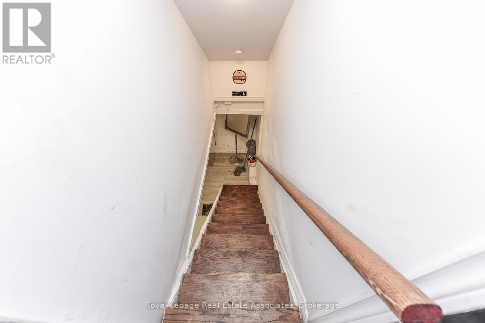 671 Queen Street W, Toronto, Ontario  M6J 1E6 - Photo 14 - C12610344