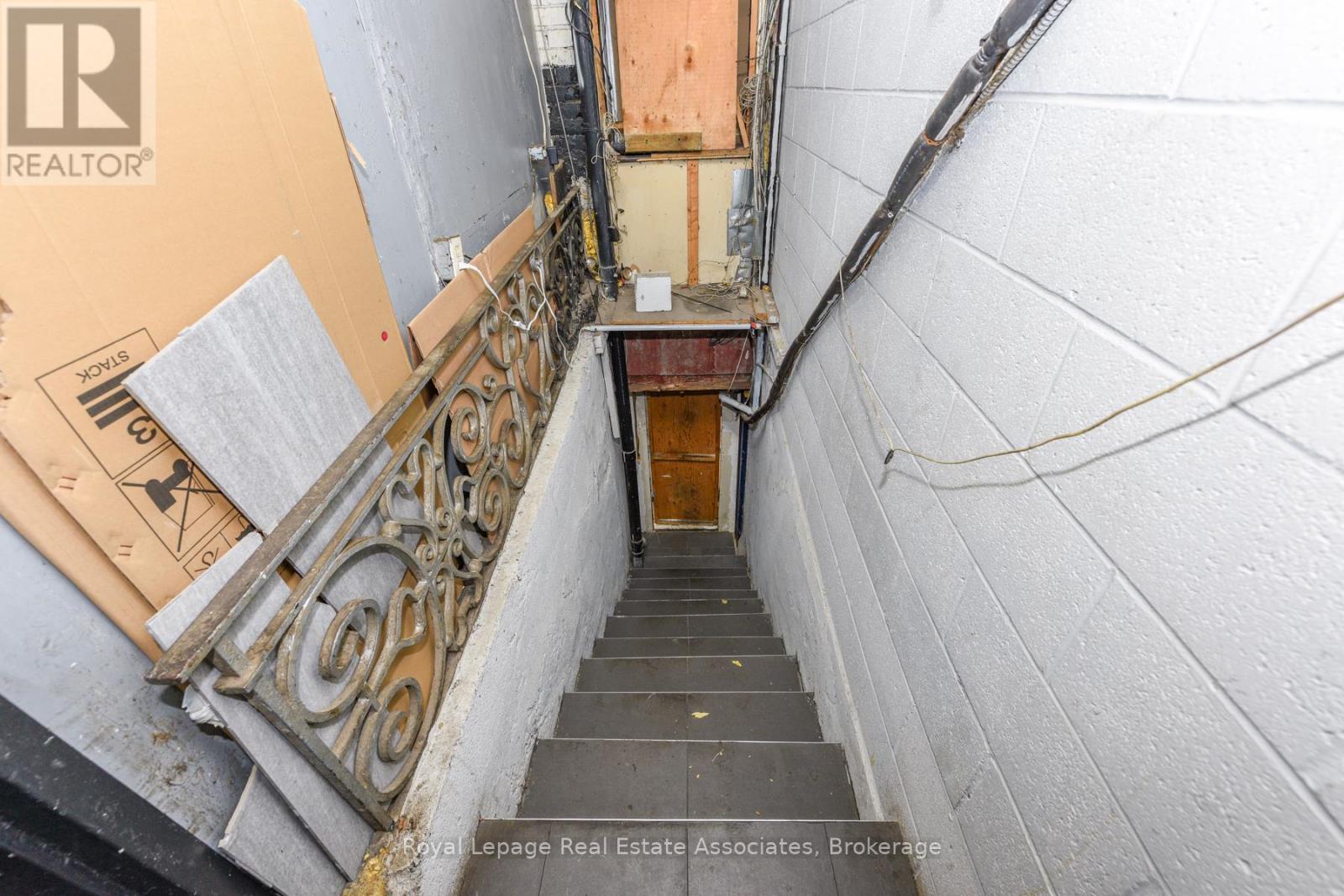 671 Queen Street W, Toronto, Ontario  M6J 1E6 - Photo 23 - C12610344