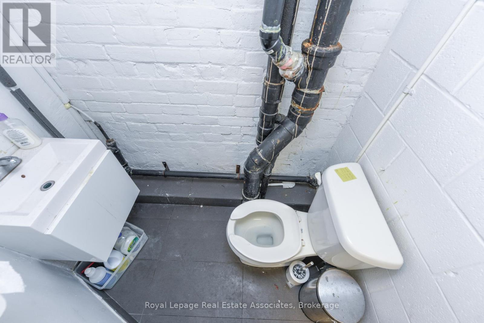 671 Queen Street W, Toronto, Ontario  M6J 1E6 - Photo 34 - C12610344