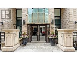 207 - 35 HAYDEN STREET