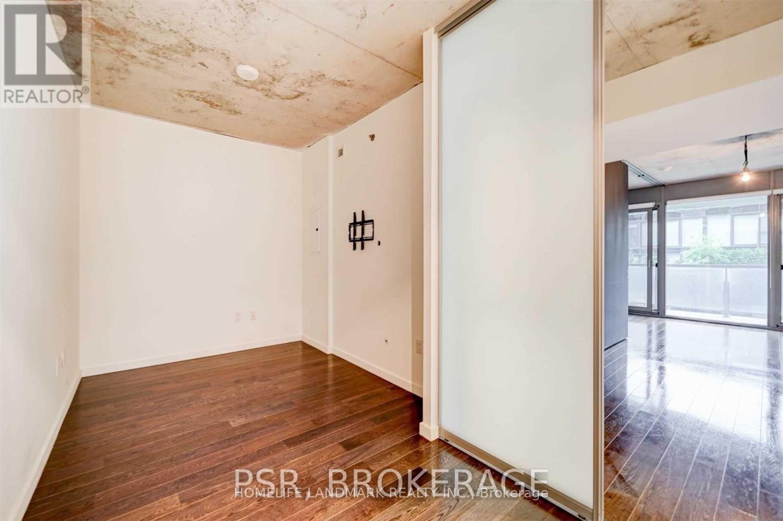 617 - 32 Trolley Crescent, Toronto, Ontario  M5A 0E9 - Photo 12 - C12610382