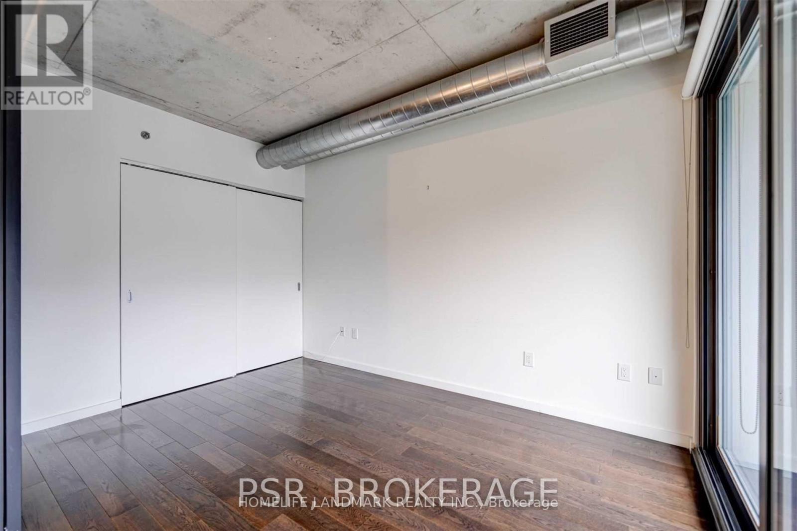 617 - 32 Trolley Crescent, Toronto, Ontario  M5A 0E9 - Photo 8 - C12610382