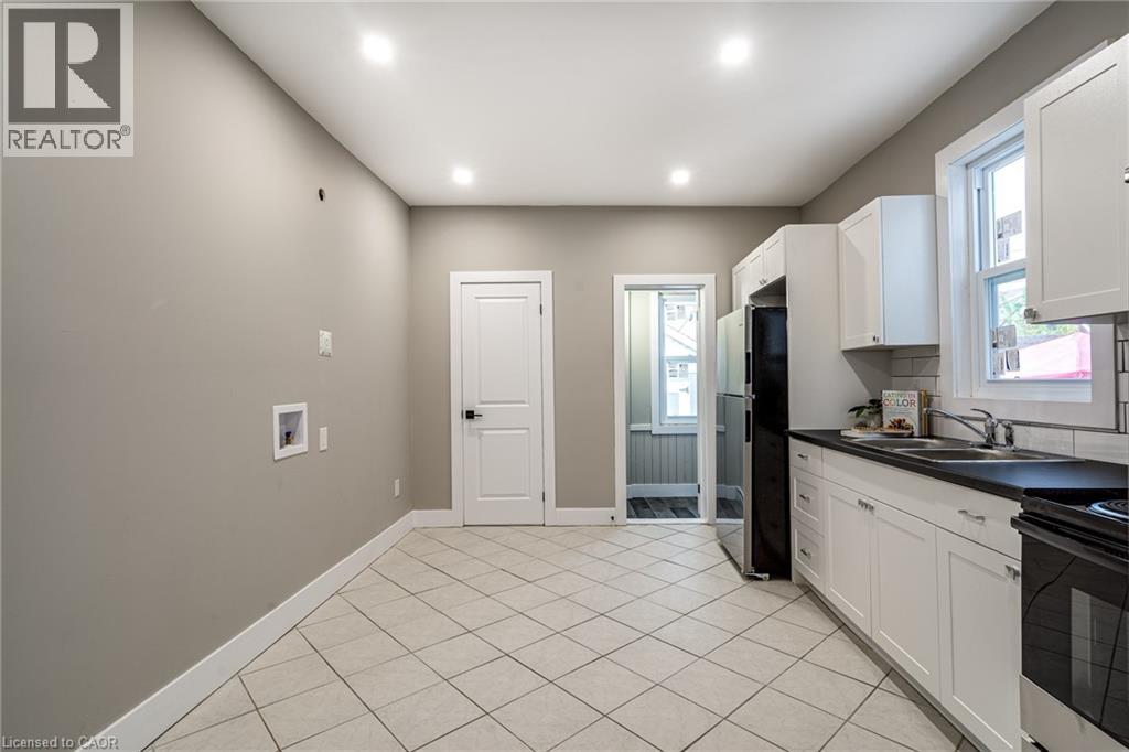 100 Sherman Avenue N, Hamilton, Ontario  L8L 6M5 - Photo 12 - 40792933