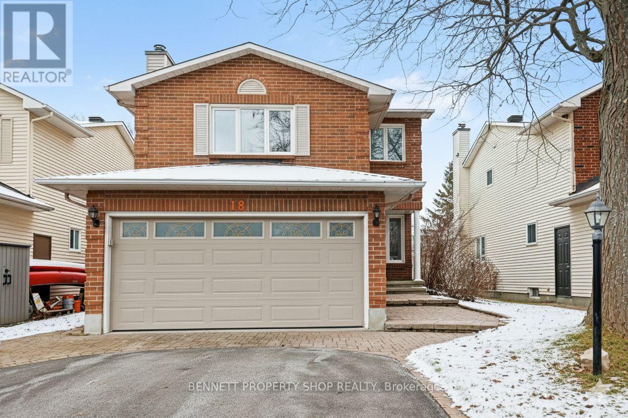 18 SHETLAND WAY, Ottawa, Ontario