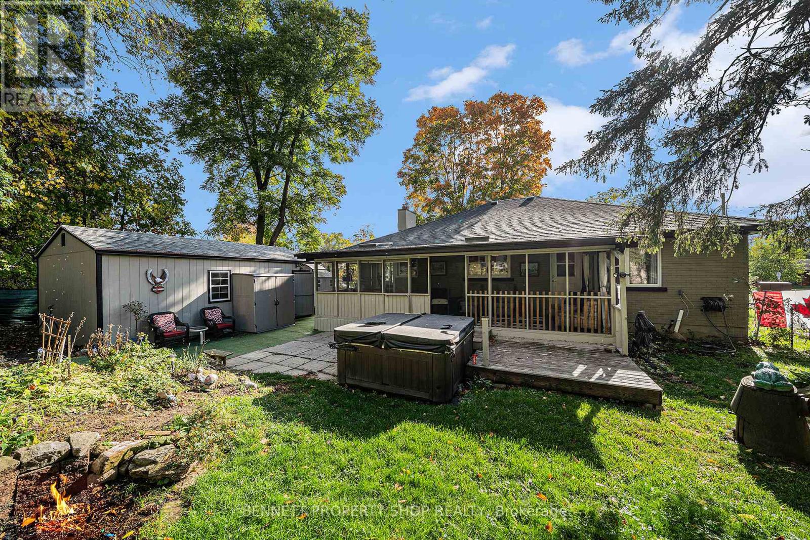 1109 Edward Street, Ottawa, Ontario  K4M 1G8 - Photo 18 - X12462556