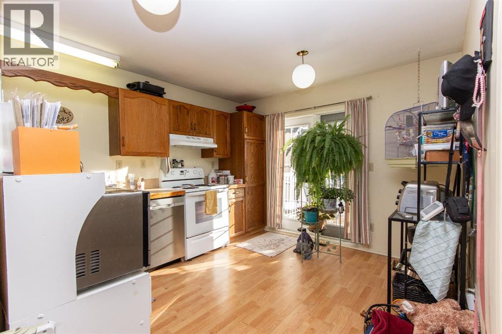 5103 & 5105 38 Street, Red Deer, Alberta  T4N 0X2 - Photo 6 - A2271643