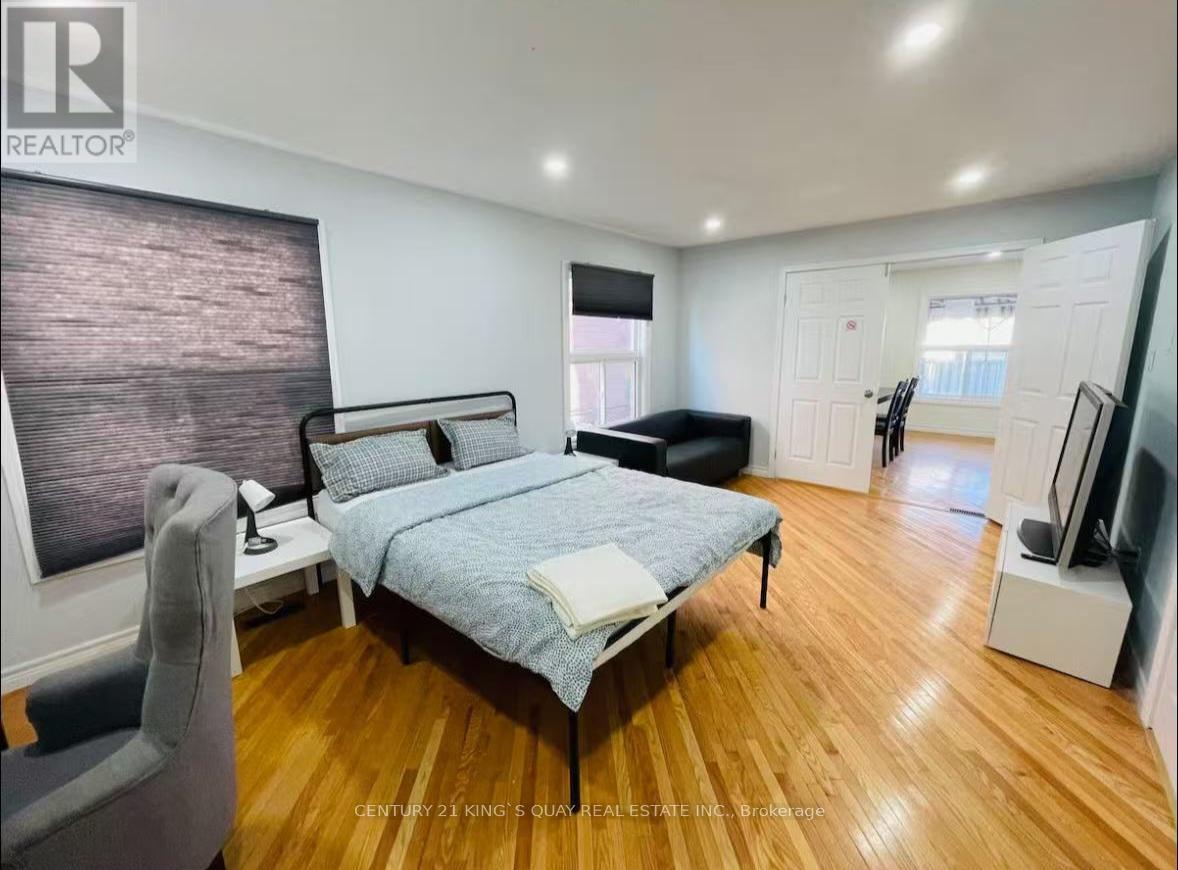 117 Northolt Crescent, Markham, Ontario  L3R 6N9 - Photo 10 - N12610416