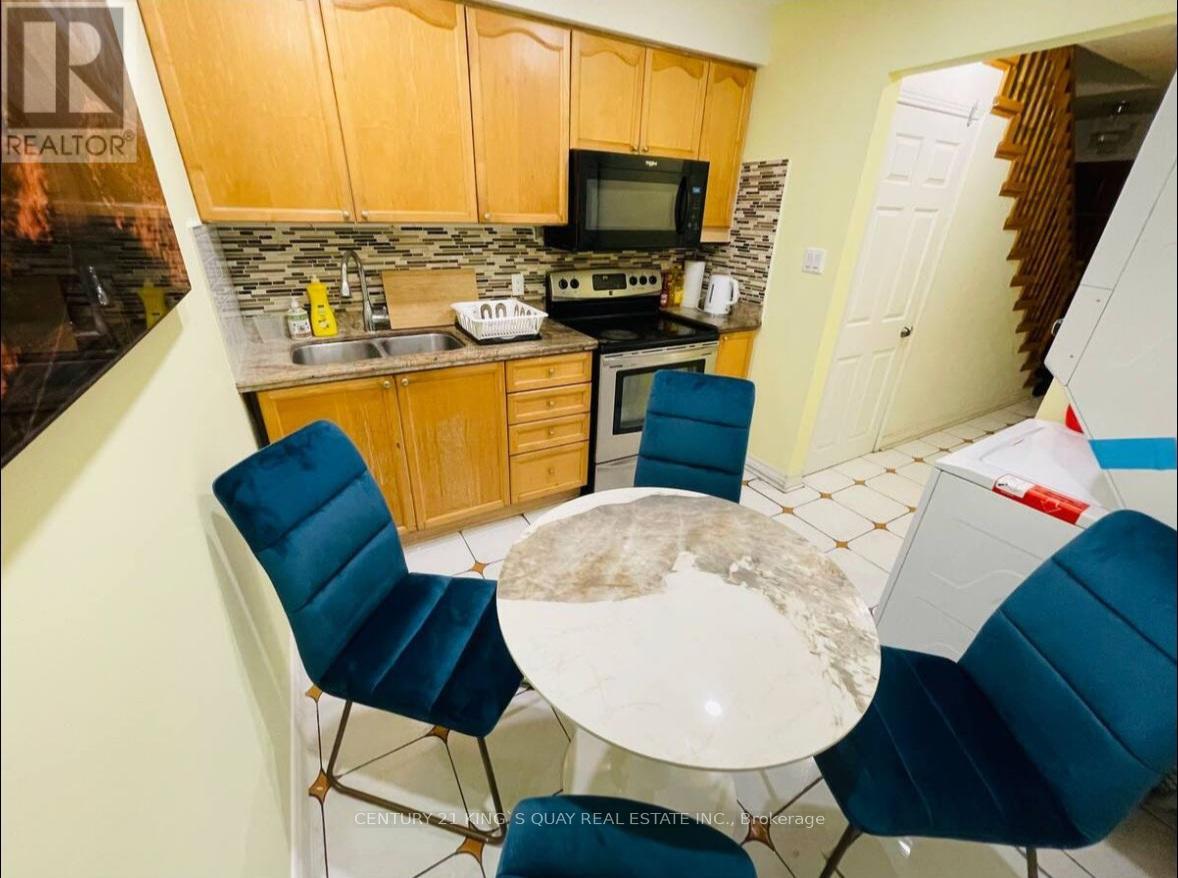 117 Northolt Crescent, Markham, Ontario  L3R 6N9 - Photo 4 - N12610416