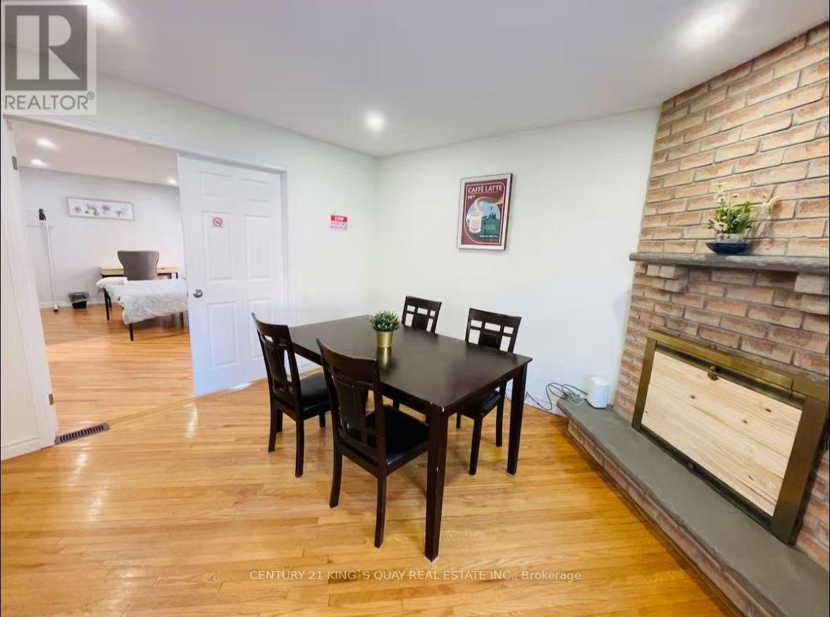 117 Northolt Crescent, Markham, Ontario  L3R 6N9 - Photo 8 - N12610416