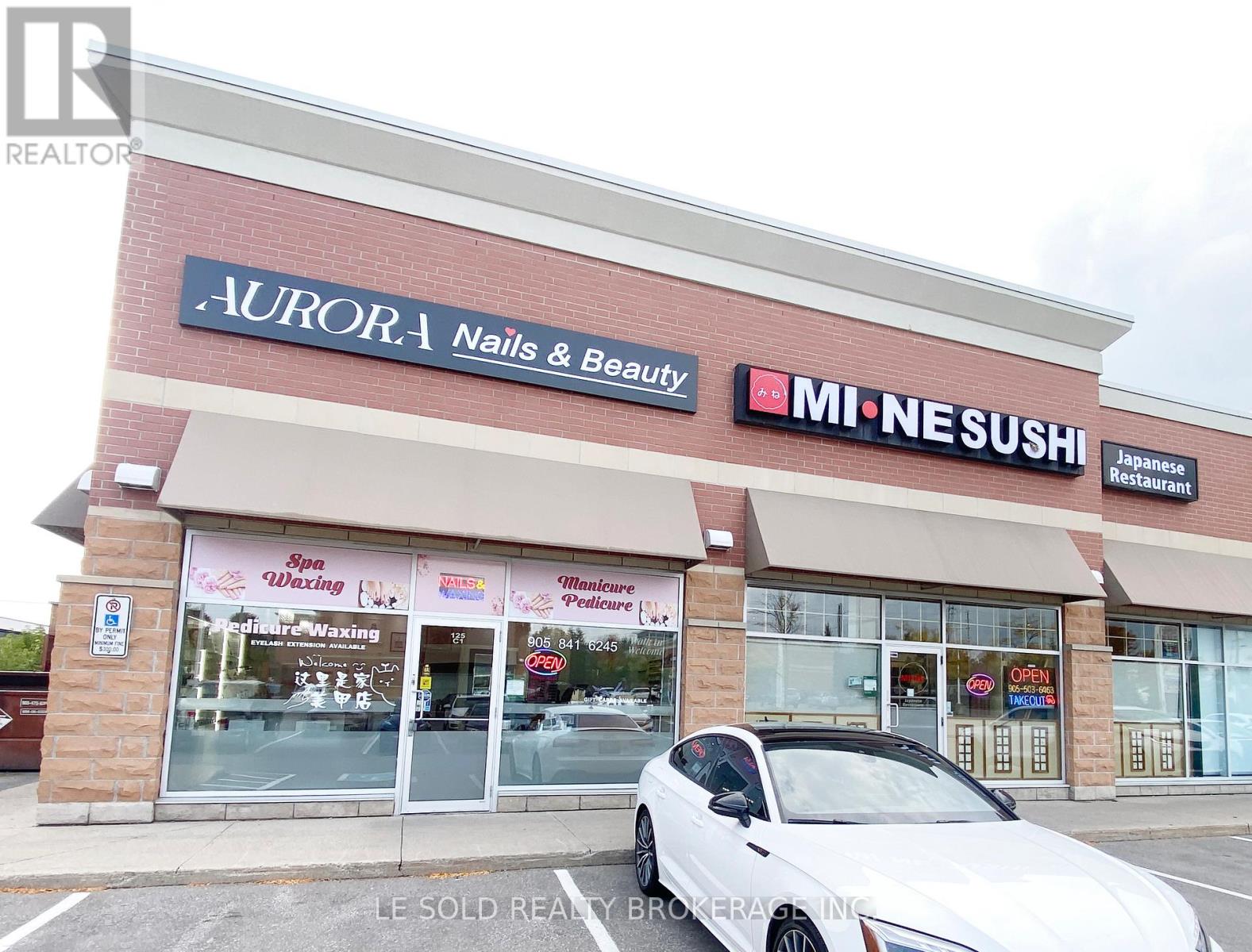 C1 - 125 PEDERSEN DRIVE, Aurora, Ontario