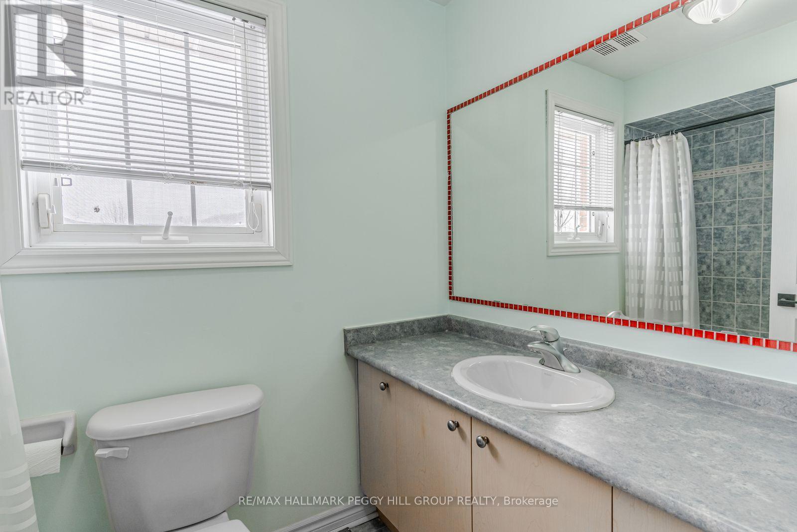 6 Laurelwood Lane, Barrie (Ardagh), Ontario  L4N 0Z8 - Photo 12 - S12610396