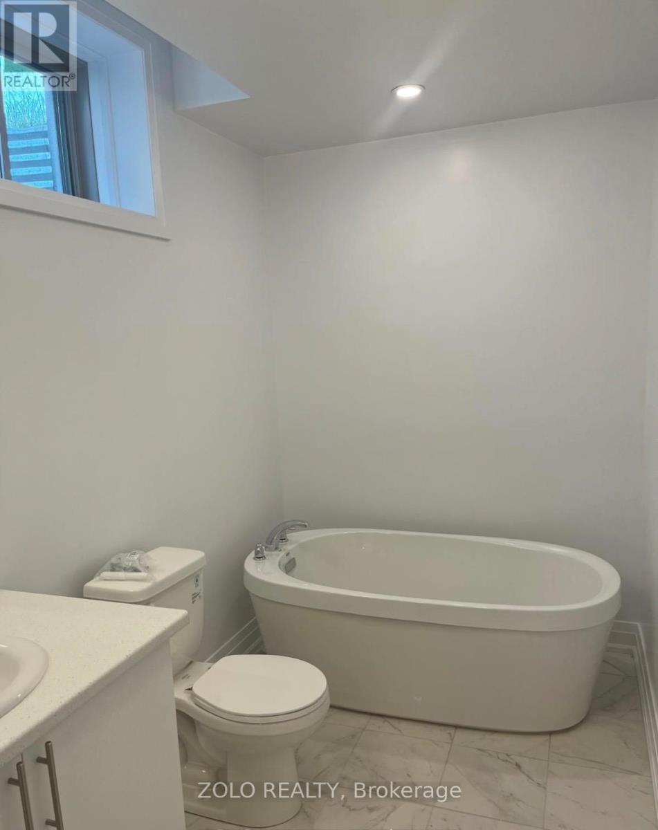 Lower - 11 Franklin Trail, Barrie, Ontario  L9J 0J1 - Photo 15 - S12610412