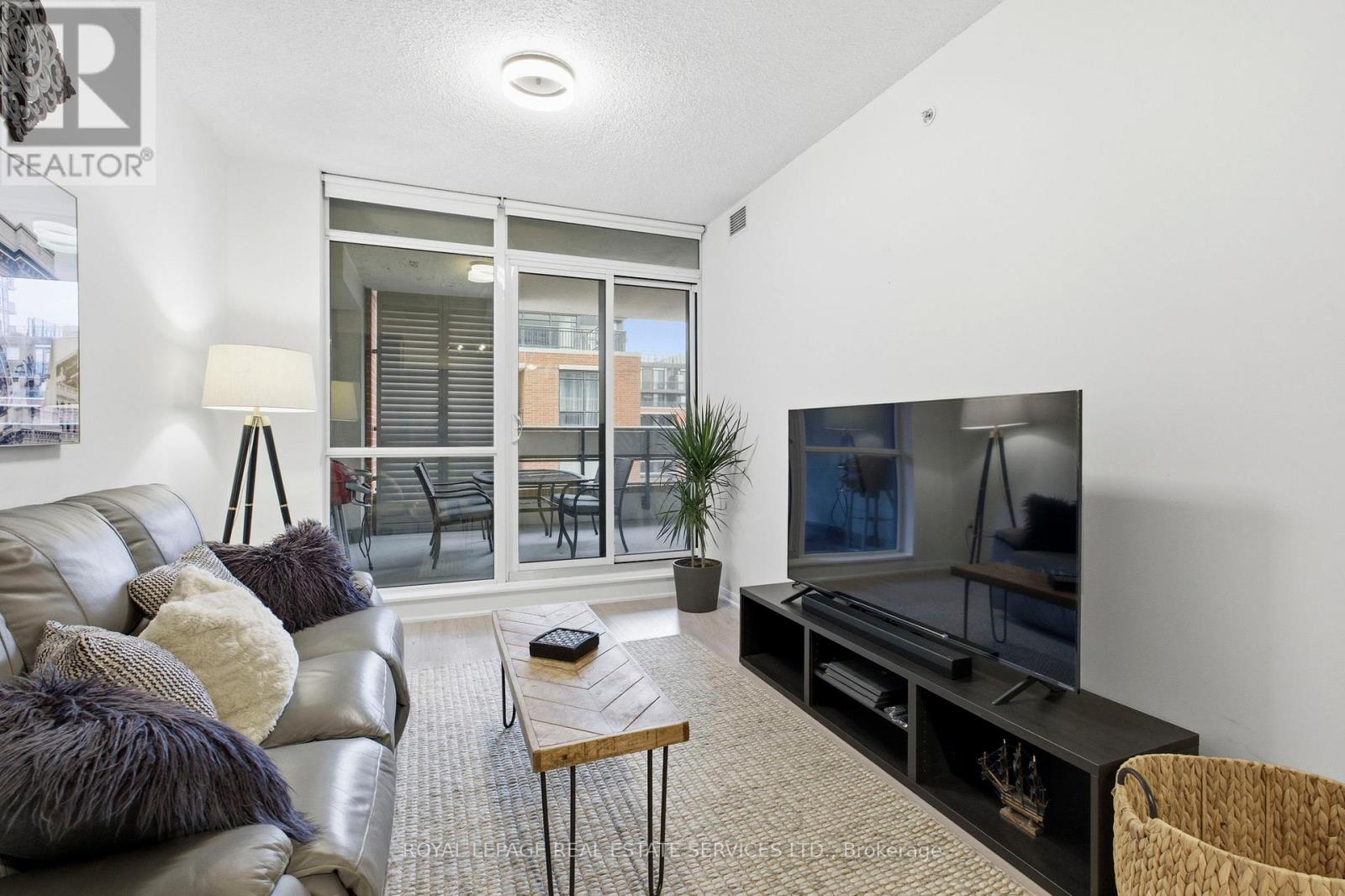 619 - 800 Lawrence Avenue W, Toronto, Ontario  M6A 0B1 - Photo 6 - W12576736