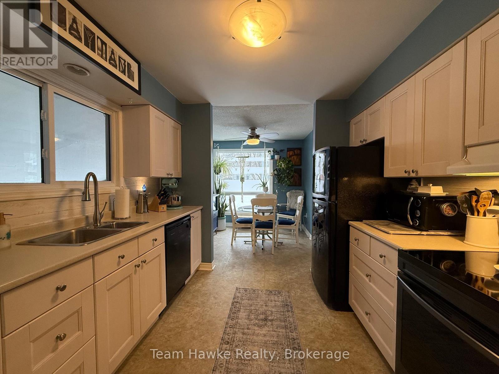 798 Quebec Street, Midland, Ontario  L4R 1E9 - Photo 8 - S12610494