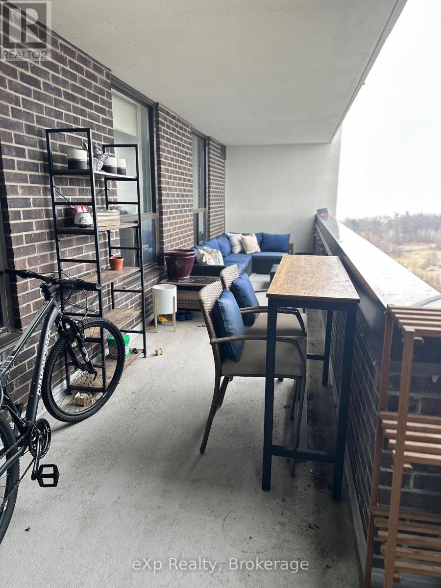 1805 - 1515 Lakeshore Road E, Mississauga, Ontario L5E 3E3 - Photo 16 - W12610548