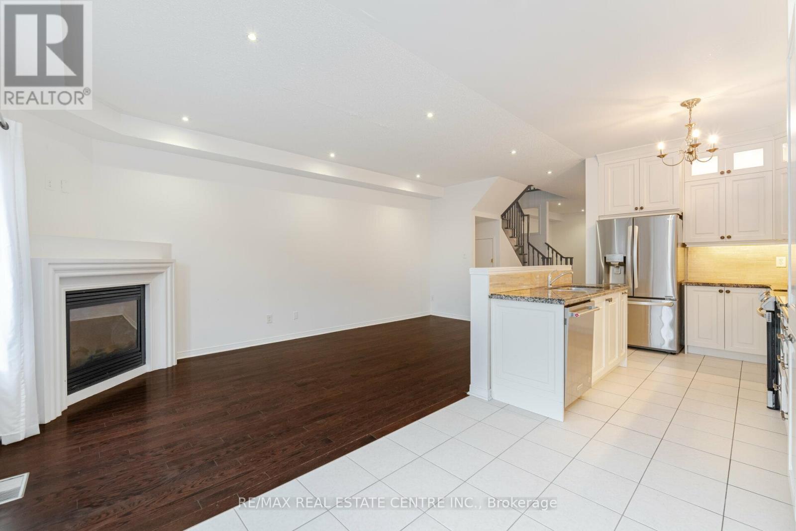 5099 Nestling Grove E, Mississauga, Ontario  L5M 0L3 - Photo 17 - W12610348