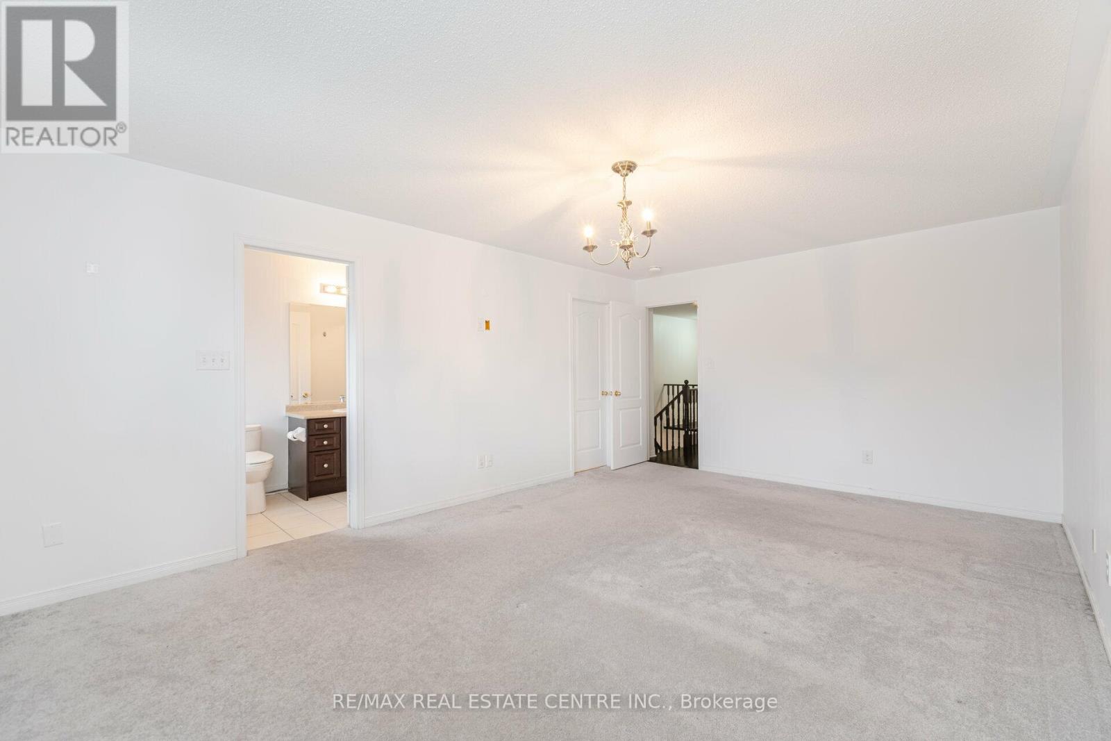 5099 Nestling Grove E, Mississauga, Ontario  L5M 0L3 - Photo 23 - W12610348